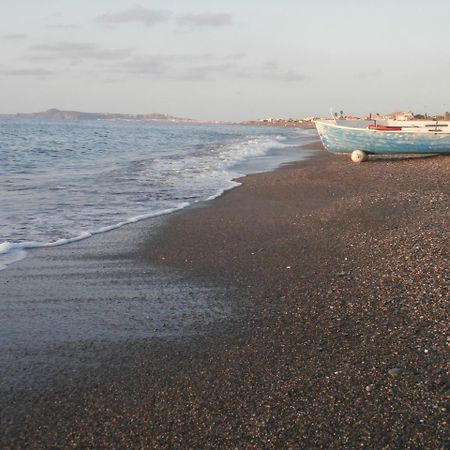 B&B Mar Tirreno บาร์เชลโลนา-ปอซโซ ดี กอตโต ภายนอก รูปภาพ