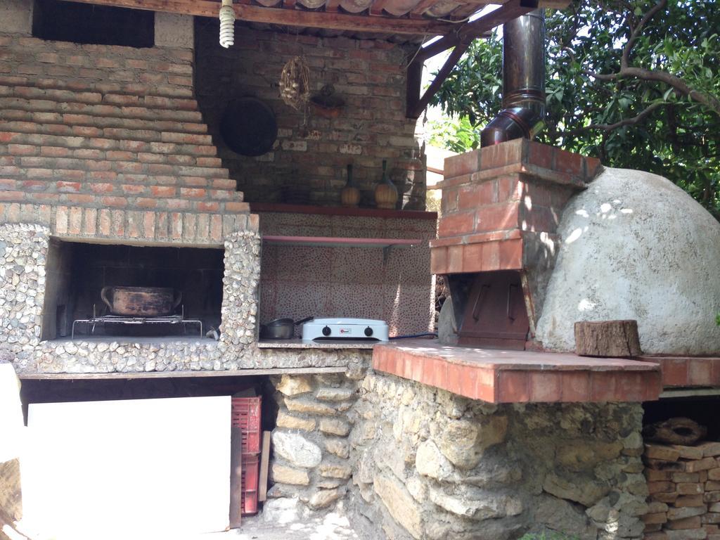B&B Mar Tirreno บาร์เชลโลนา-ปอซโซ ดี กอตโต ภายนอก รูปภาพ
