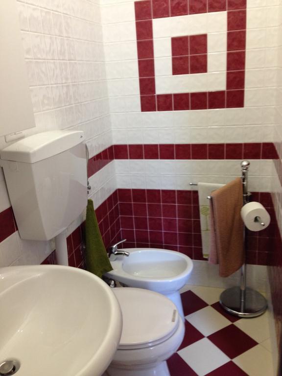B&B Mar Tirreno บาร์เชลโลนา-ปอซโซ ดี กอตโต ห้อง รูปภาพ